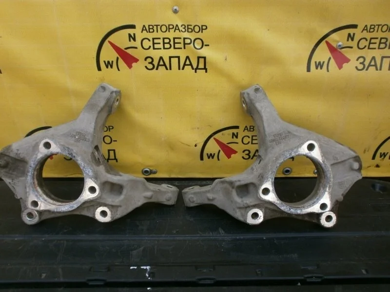 Поворотный кулак Chevrolet Cruze 2008 13319481 J300 F16D3, передний правый