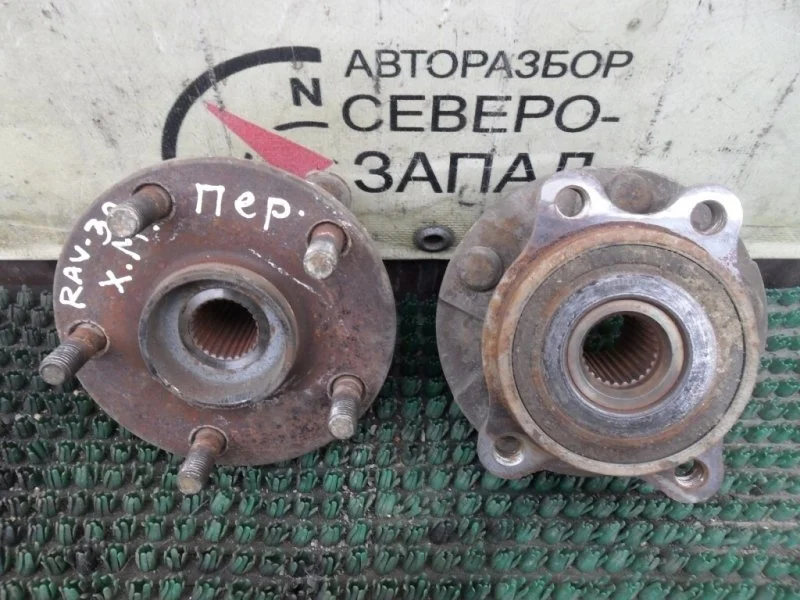 Ступица Toyota Rav4 4355042020 ACA31 3ZR, передняя