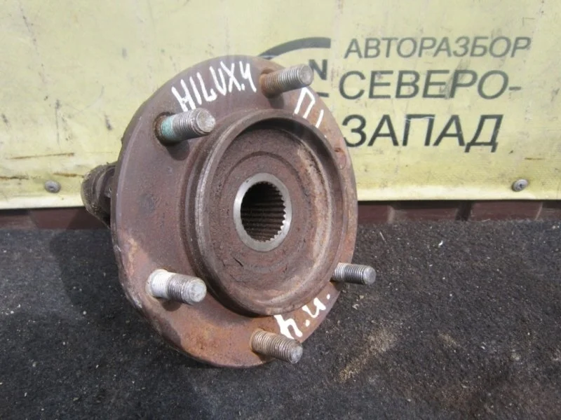 Ступица Toyota Hilux 435020K030 KUN25 2KDFTV, передняя