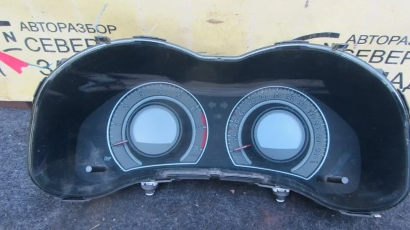 Щиток приборов Toyota Corolla ZRE150