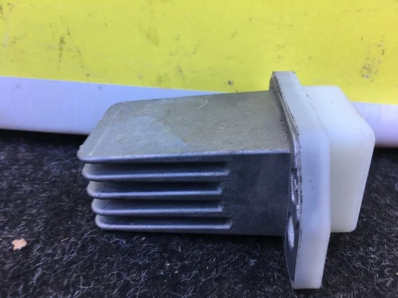 Резистор Ssangyong Actyon 2013 6811109170 CK G20