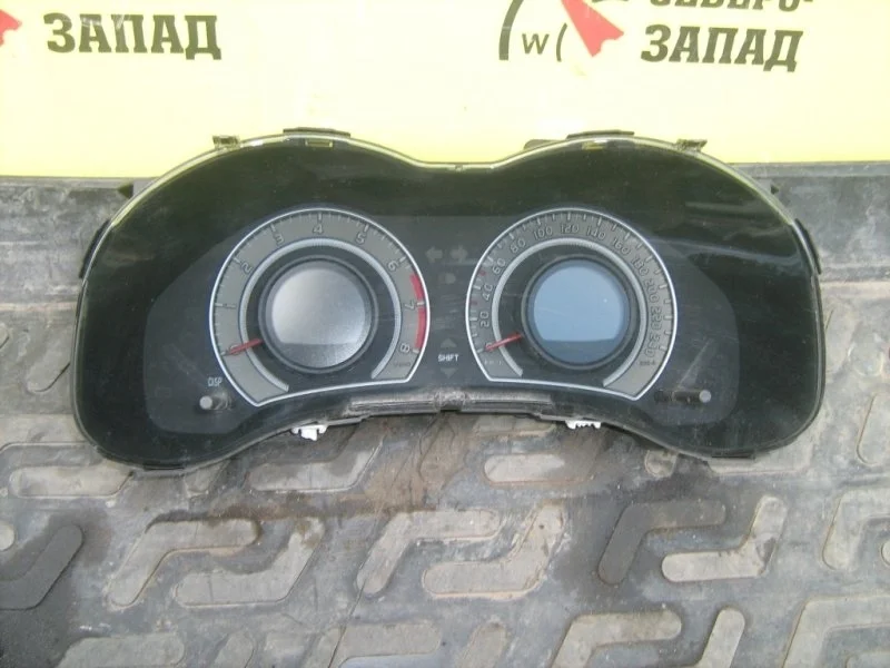 Панель приборов Toyota Corolla ZRE150