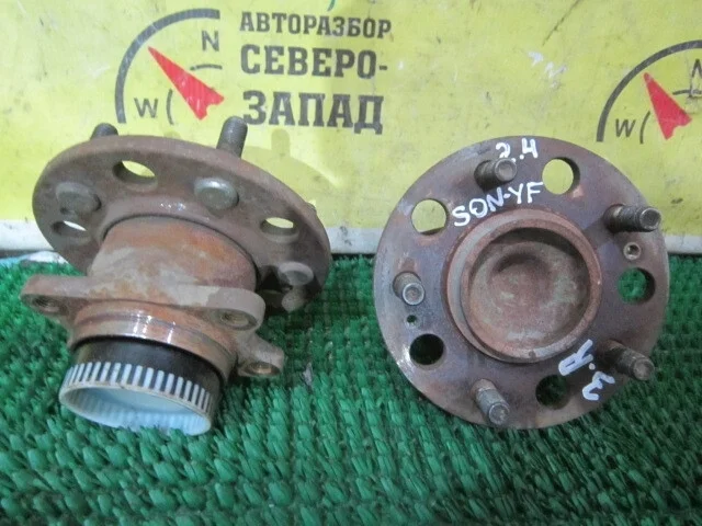 Ступица Hyundai Sonata 527303S200 YF G4KJ, задняя