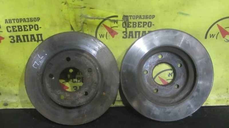 Диск тормозной Mitsubishi Lancer MN116329 CY3A 4B10, передний