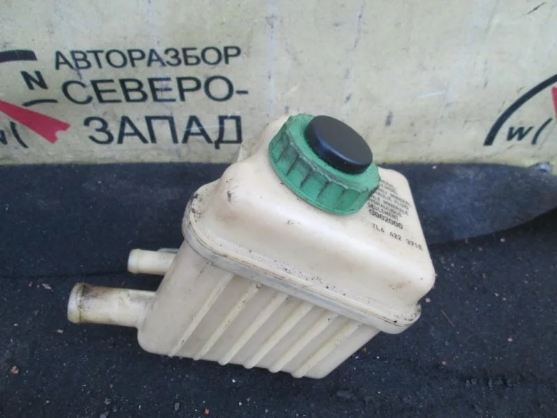 Бачок гидроусилителя Volkswagen Touareg 7L6422371 7P5 CJMA