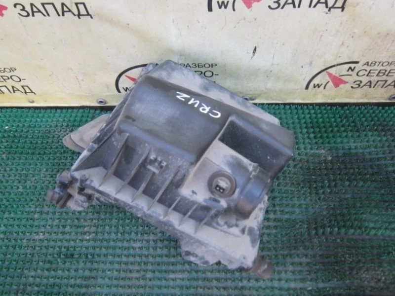 Корпус воздушного фильтра Chevrolet Cruze 13324644 J300 F16D3