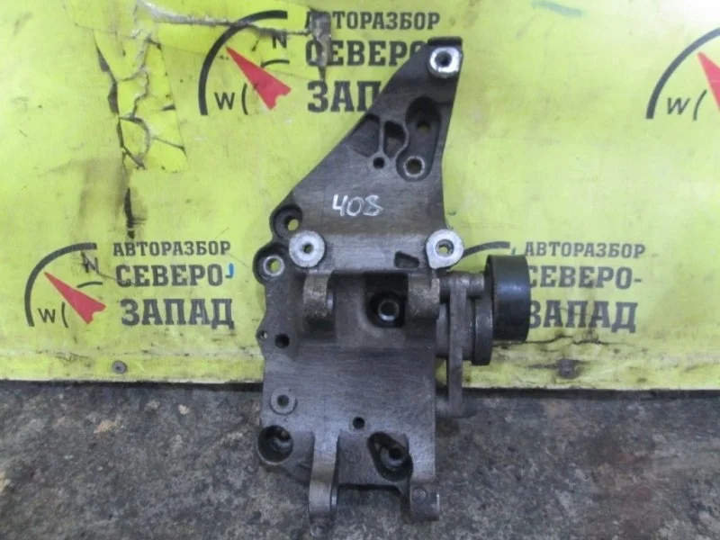 Кронштейн Peugeot 408 9685727780 EC5