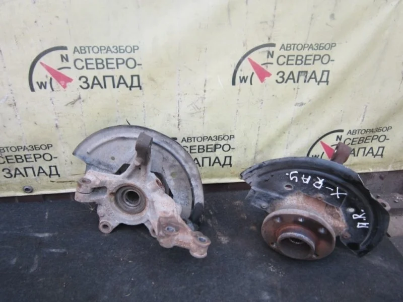 Кулак поворотный Lada Xray