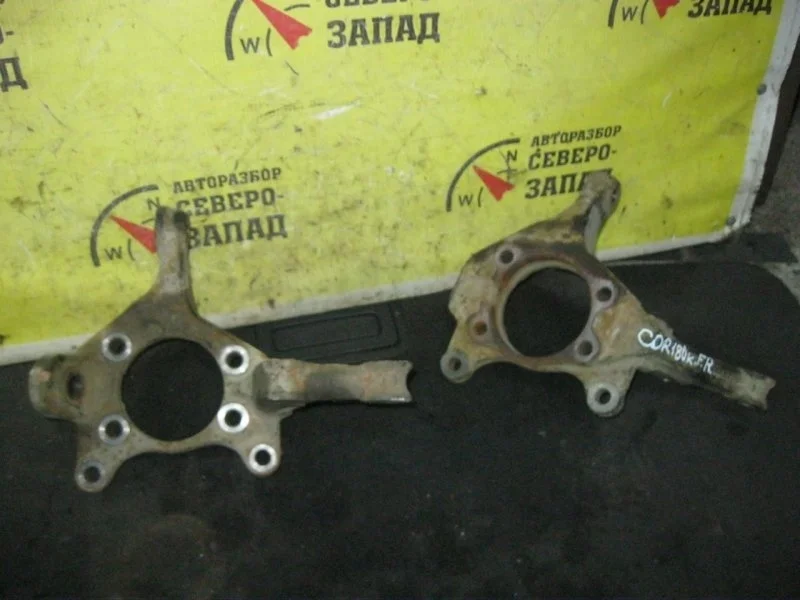 Кулак поворотный Toyota Corolla 2012 ZRE181