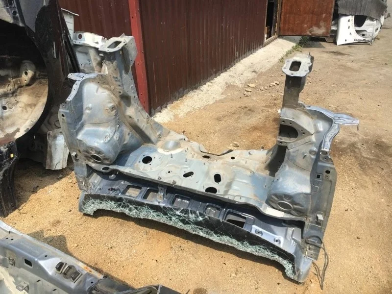 Лонжерон Kia Ceed