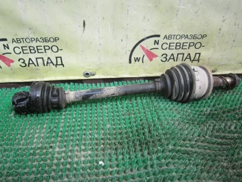 Привод Opel Astra 13335140 P10 A16XER, левый