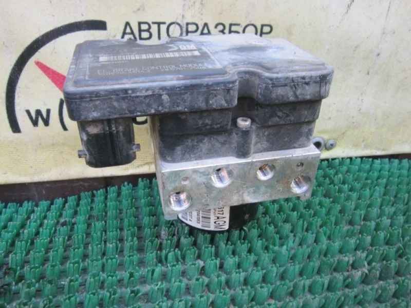 Блок управления ABS Chevrolet Cruze 13397617 J300 F16D3
