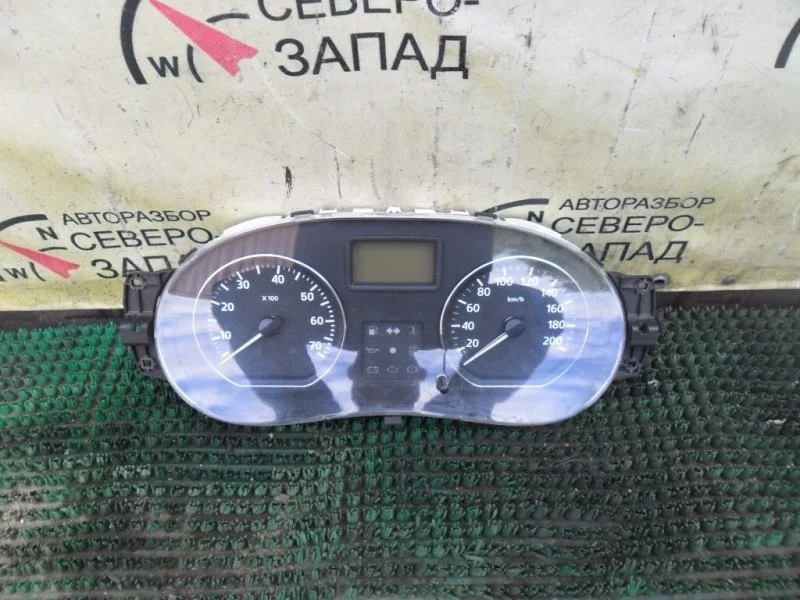 Панель приборов Renault Sandero 8200866331 BS1Y K4M