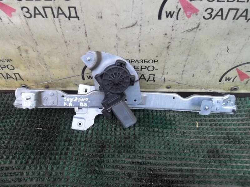 Стеклоподъемник Renault Sandero 8200733828 BS1Y K4M, передний правый