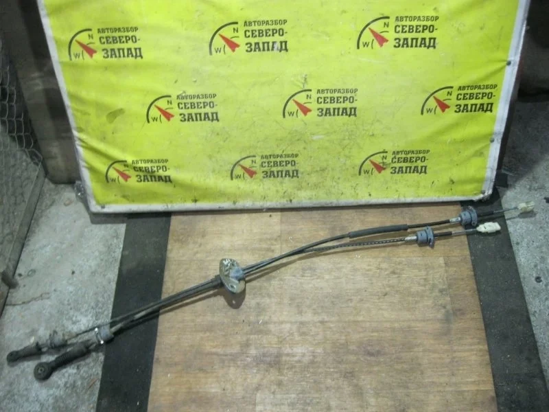 Трос переключения кпп Hyundai I30 2007 437942R100 FD G4FA