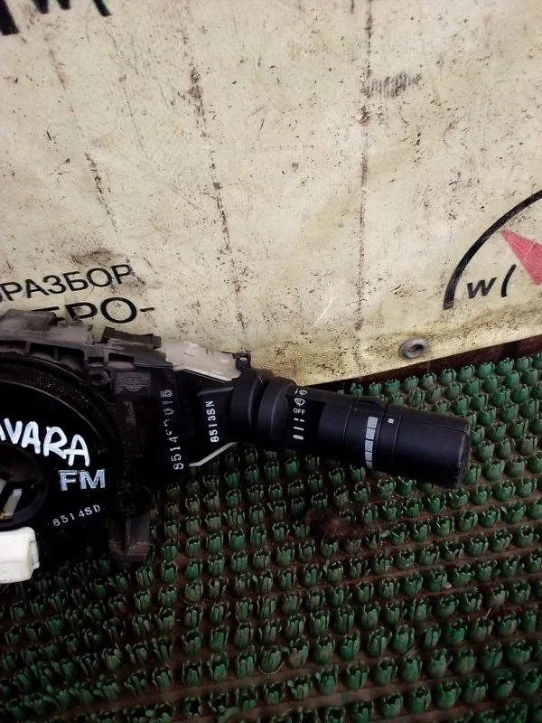 Подрулевой переключатель дворников Nissan Navara 25260EB66A D40 YD25DDTI