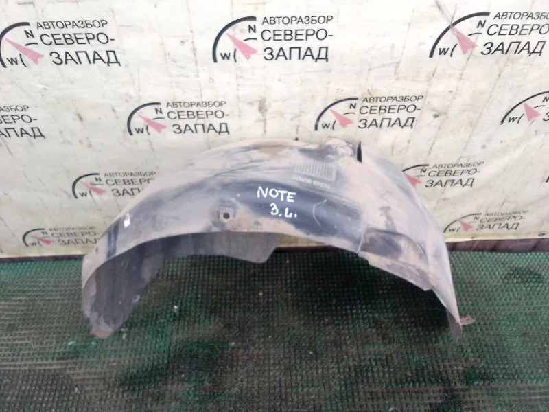 Подкрылок Nissan Note 767499U00A E11 HR16DE, задний левый