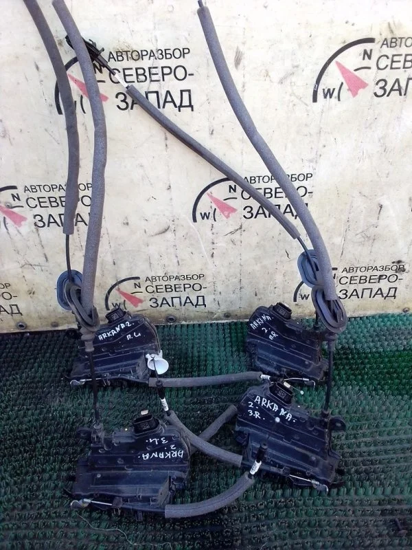Замок двери Renault Arkana