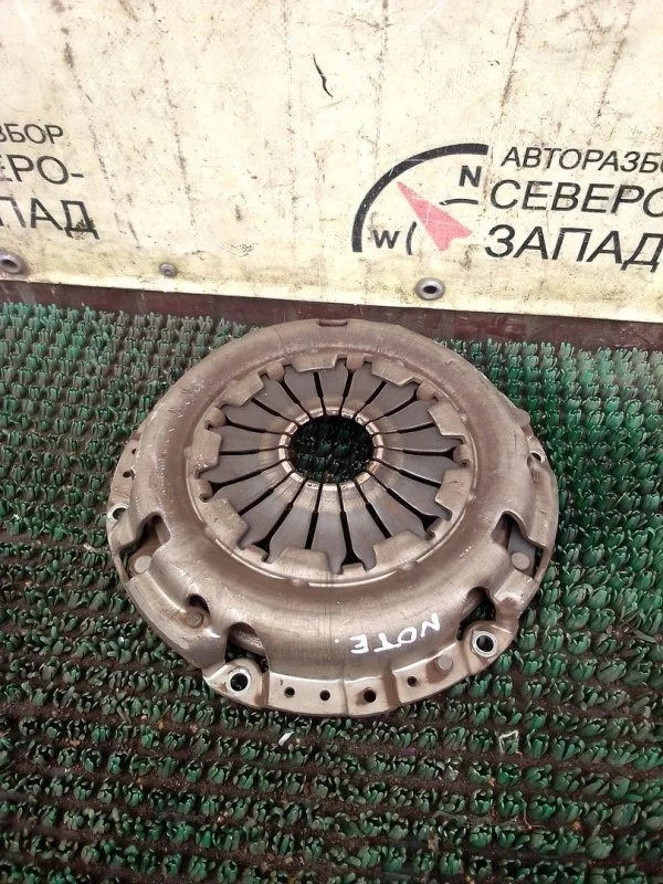 Корзина сцепления Nissan Note 30210ED800 E11 HR16DE