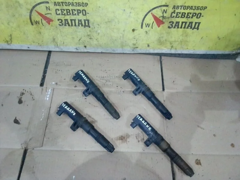 Катушка зажигания Nissan Terrano 7700875000 D10 F4R410