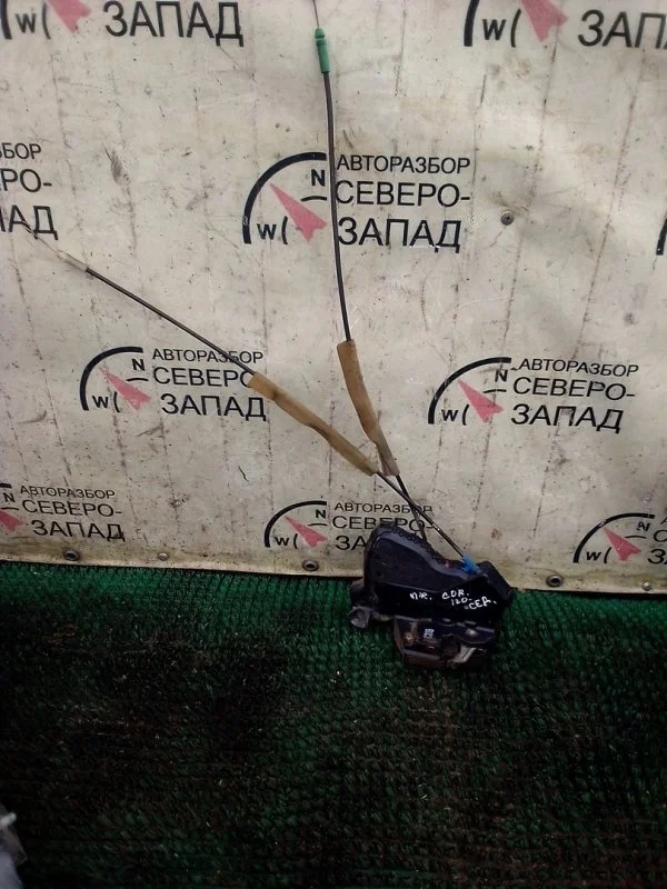 Замок двери Toyota Corolla 6904002152 120, задний правый