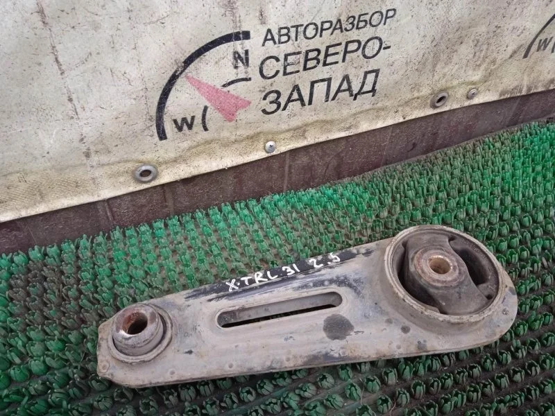 Подушка двигателя Nissan X-Trail 11360JD00A T31, задняя