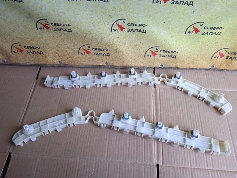 Кронштейн бампера Mitsubishi Outlander 6410C154 GF, задний правый