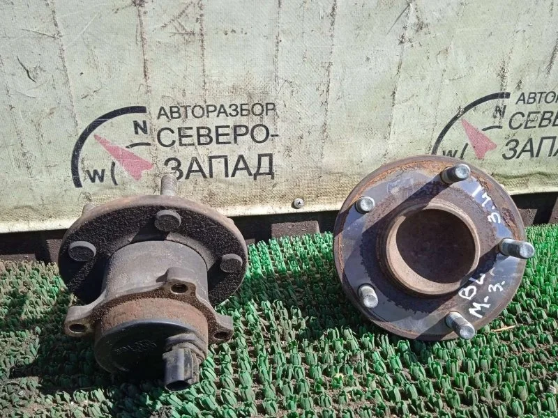 Ступица Mazda 3 BBM22615XB BL Z6, задняя