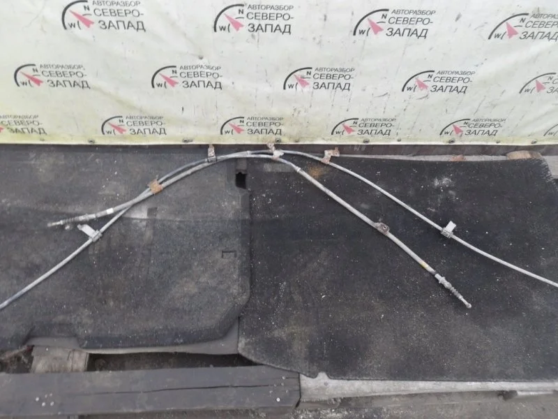 Трос ручника Toyota Corolla 4642002121 ZRE151, правый