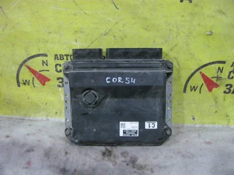 Блок управления двс Toyota Corolla ZRE151
