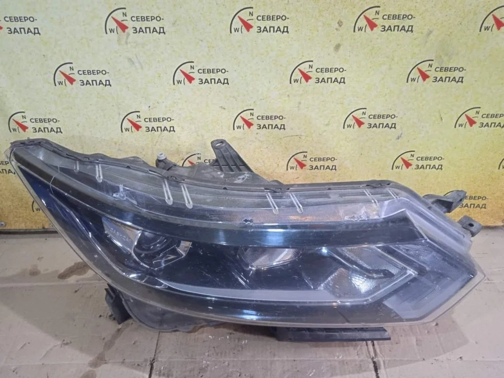 Фара Nissan Qashqai 2019 J11