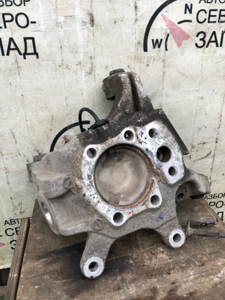Кулак поворотный Nissan Teana 2011 43019JN00A J32 VQ35DE, задний левый
