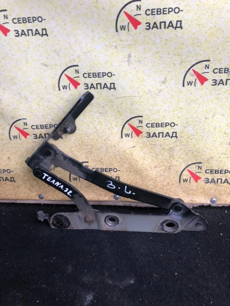 Петля багажника Nissan Teana 2011 84401JN00A J32 VQ35DE, левая