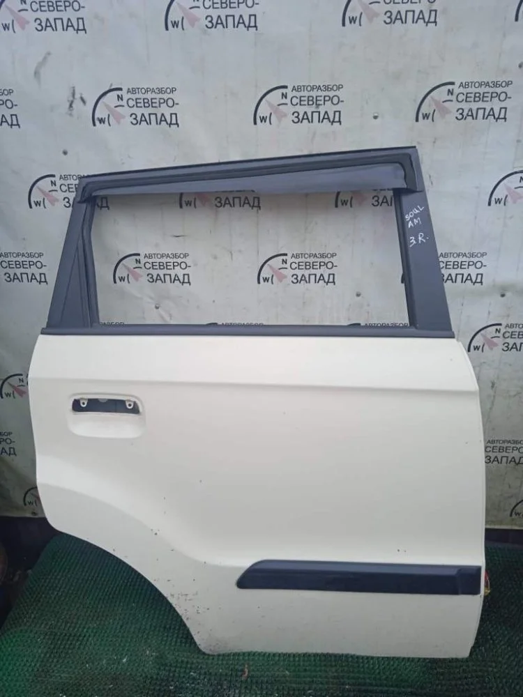 Дверь Kia Soul 2010 AM
