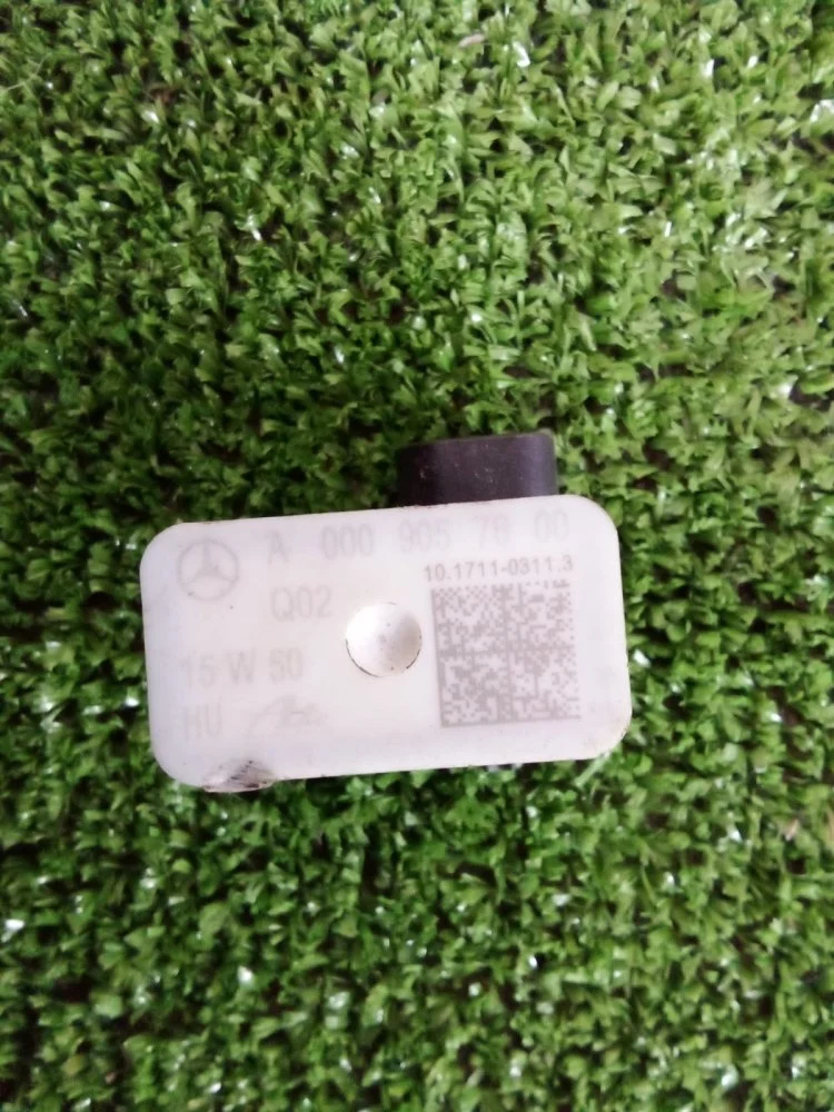 Датчик airbag Mercedes Gls350 Bluetec 2016 A0009057600 166 OM642.826