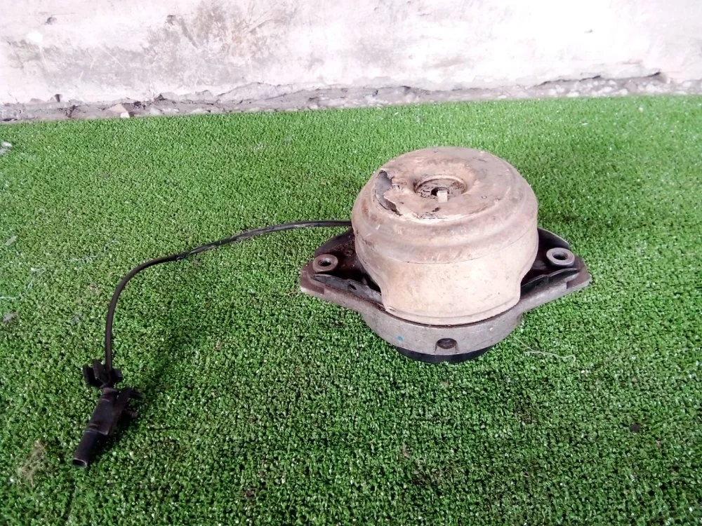 Подушка двигателя Mercedes Gls350 Bluetec 2016 A1662406817 166 OM642.826, левая