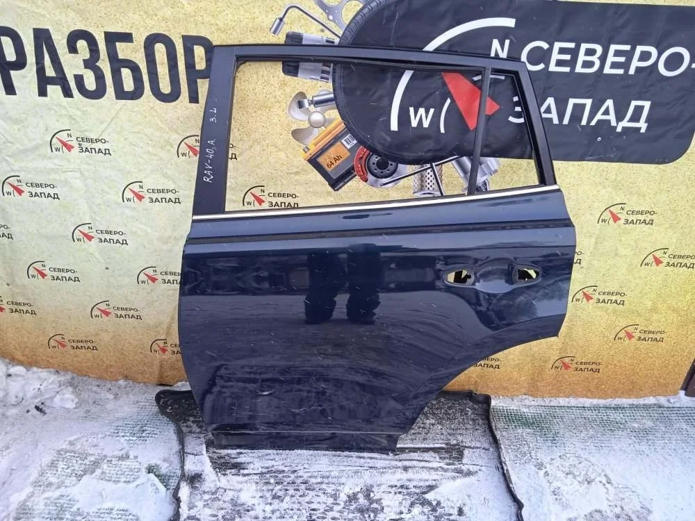 Дверь Toyota Rav4 2017 WWA42