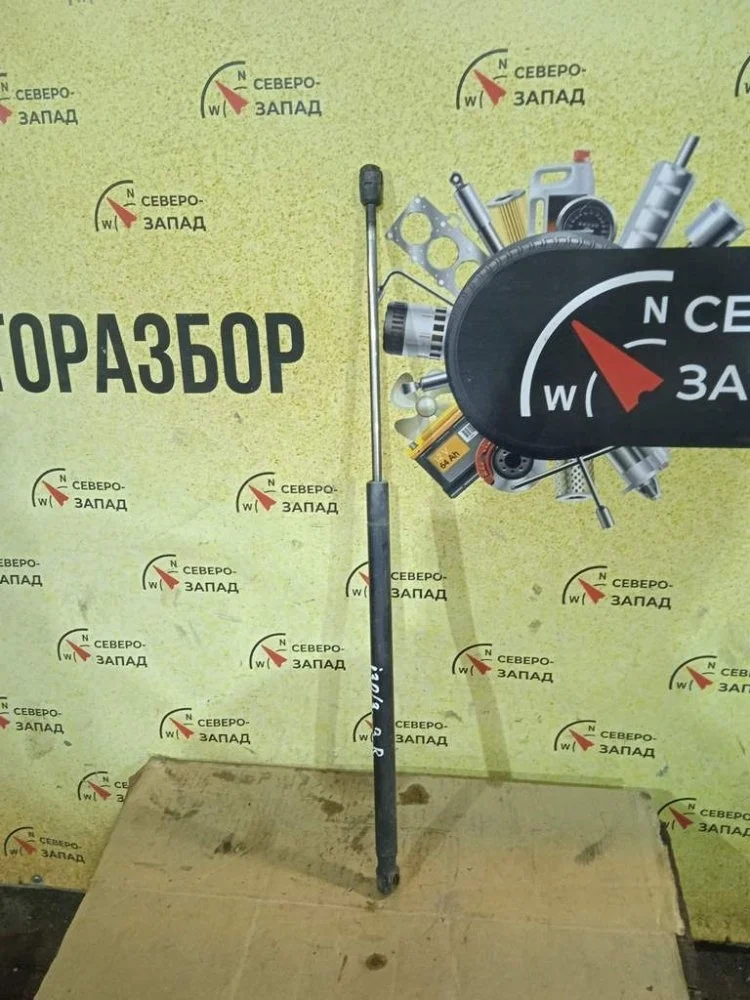 Амортизатор багажника Hyundai I30 2010 817712R000 FD G4FC, задний левый