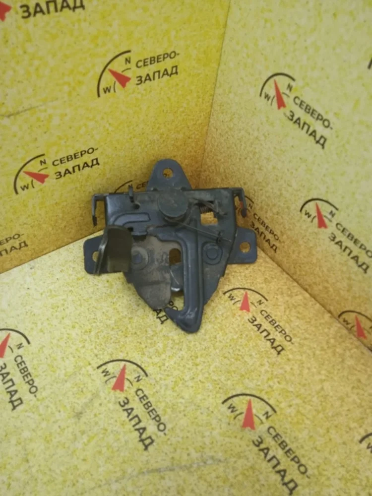 Замок капота Kia Ceed 2011 811301H200 ED G4FC