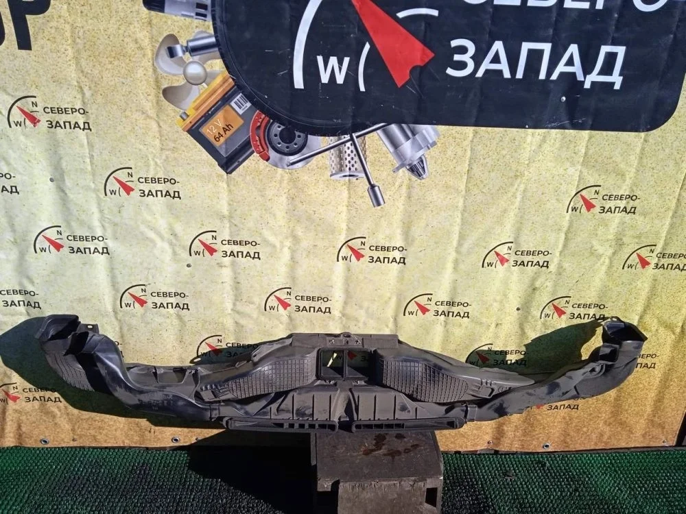 Воздуховод салона Toyota Land Cruiser 2011 VDJ200