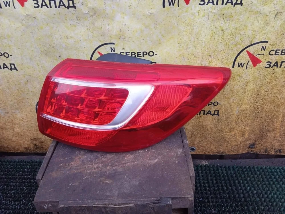 Фонарь наружний Kia Sportage 2012