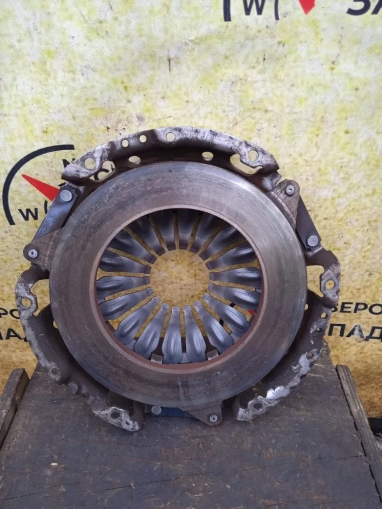 Корзина сцепления Renault Duster 2013 302050901R X79 K4M690
