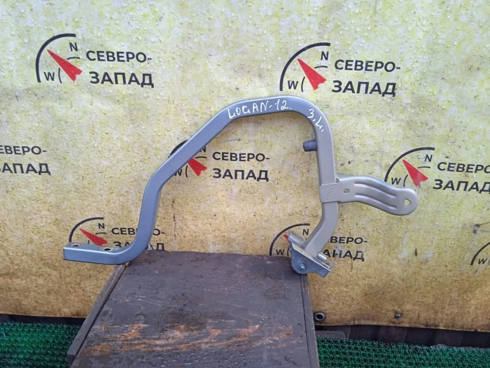 Петля багажника Renault Logan 2012 6001546879 L90 K4M690, левая