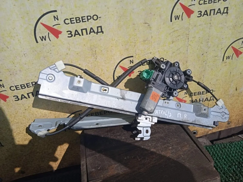 Стеклоподъемник Nissan Patrol 2012 Y62