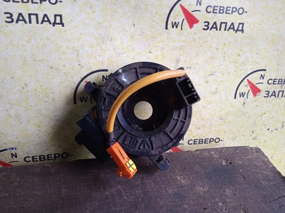Лента подрулевая srs Toyota Hilux 2013 KUN25
