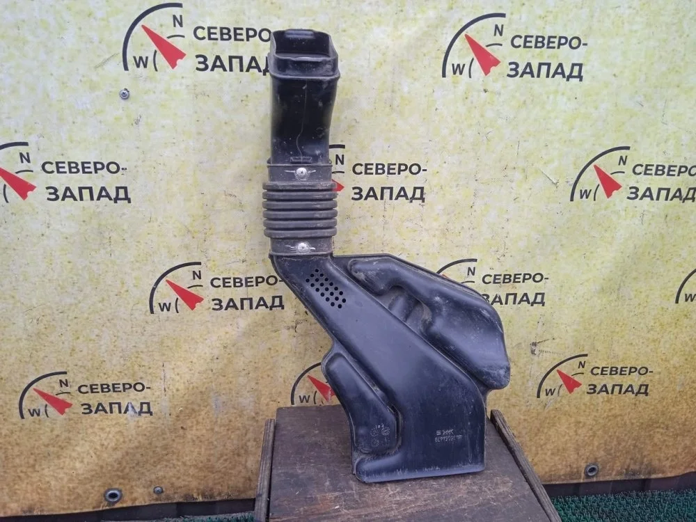 Патрубок воздушного фильтра Mitsubishi Asx 2013 1505A479 GA2W 4B11
