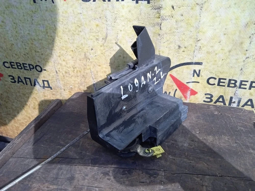 Замок двери Renault Logan 2017 825035141R L52 K7M812, задний левый