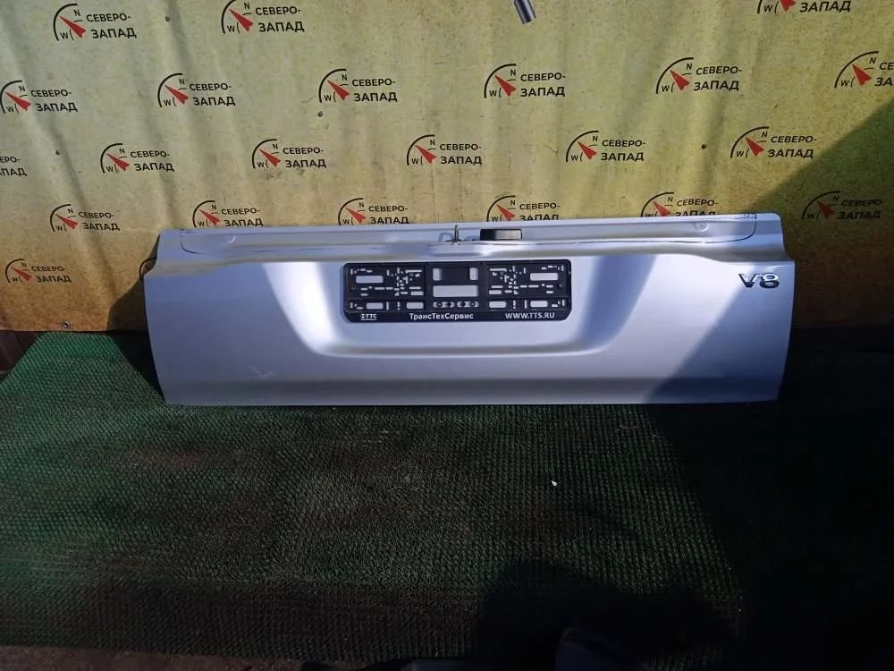 Крышка багажника Toyota Land Cruiser 2009 VDJ200