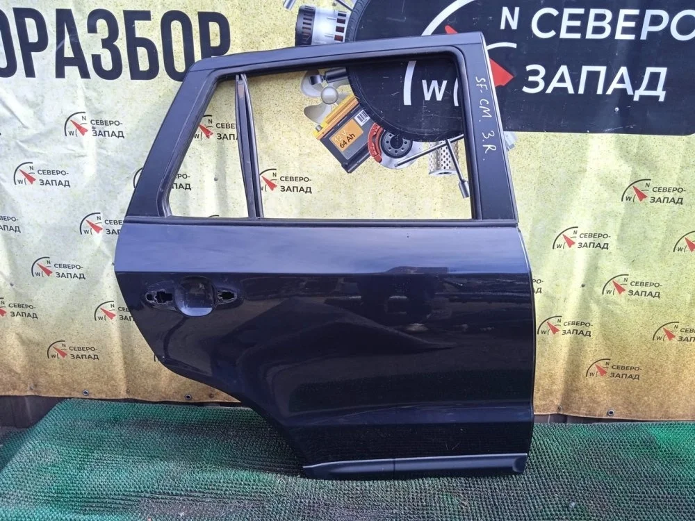 Дверь Hyundai Santa Fe 2006 CM