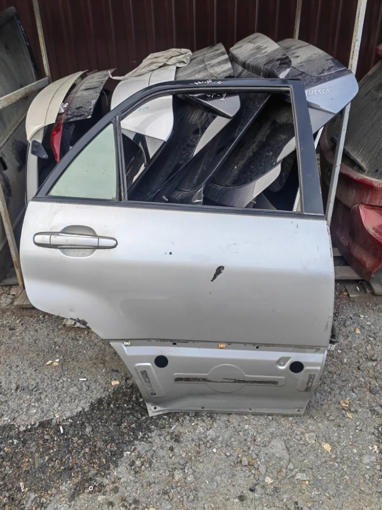 Дверь Lexus RX300 2000 MCU15